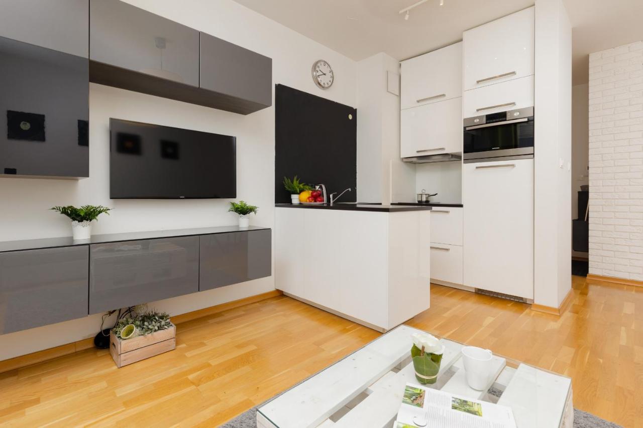Warsaw Bemowo Modern Apartment Dywizjonu 303 By Noclegi Renters Eksteriør bilde